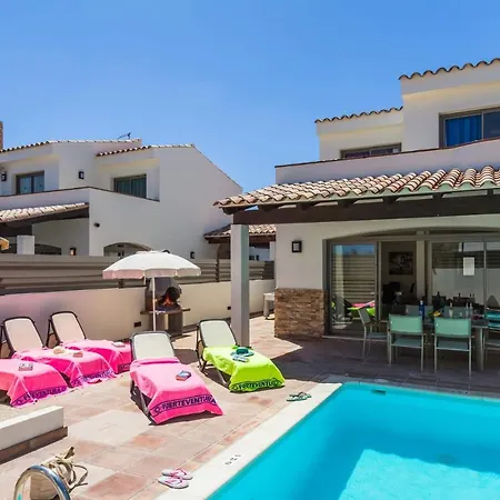 Villa Pino By *