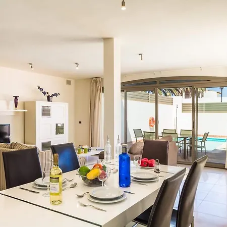 Pino By Villa Corralejo